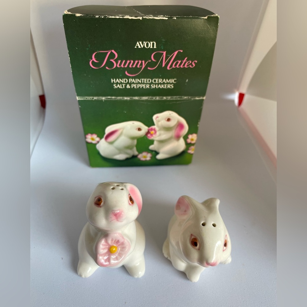 Vintage Avon Bunny Mates Hand Painted Ceramic Salt & Pepper Shakers